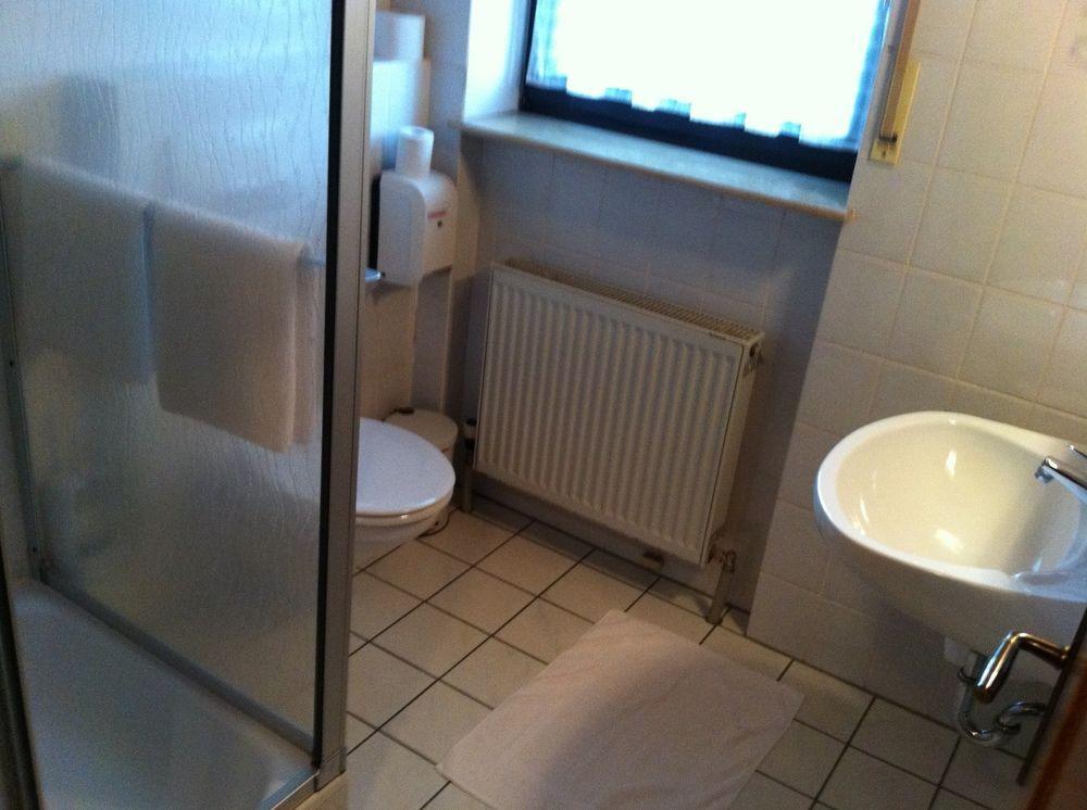 Hotel Bacchusstube Garni Goldbach  Kültér fotó