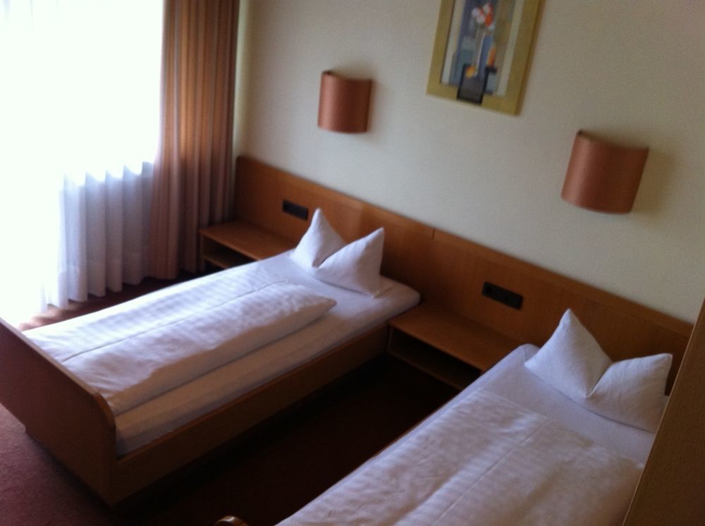 Hotel Bacchusstube Garni Goldbach  Kültér fotó